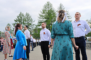 Акция "Вальс победы"