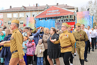 Акция "Вальс победы"