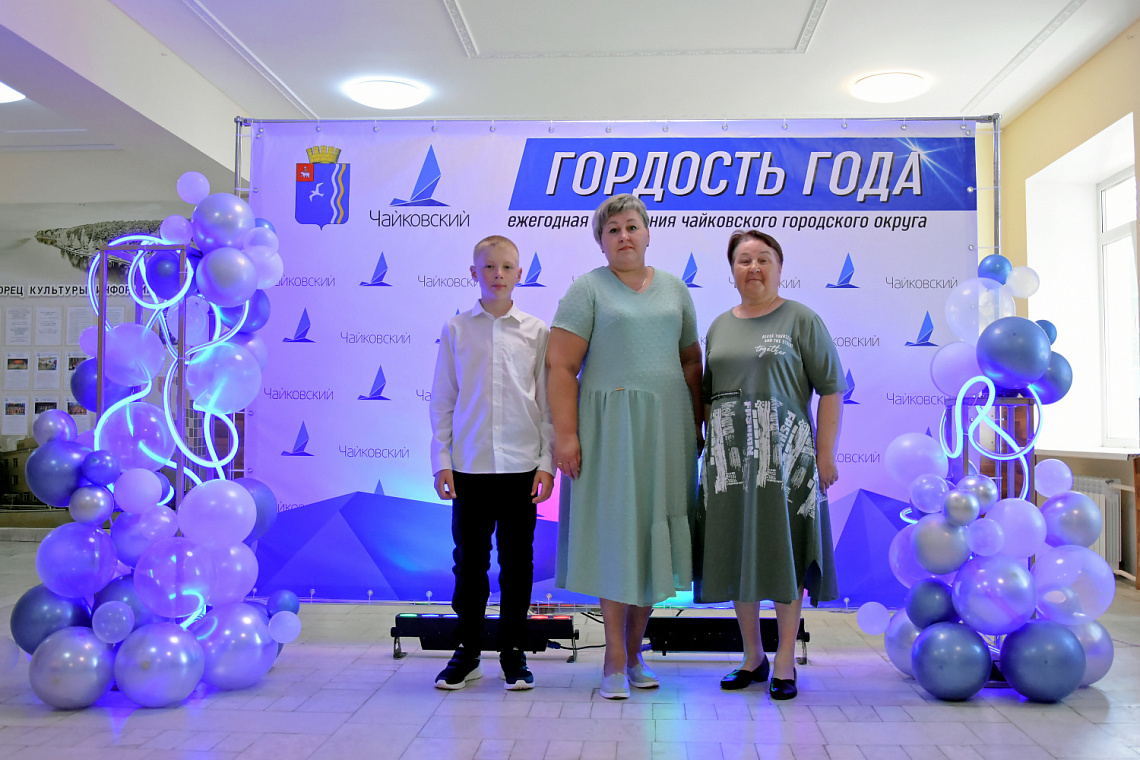 В наш альбом мы загрузили больше фотографий с церемонии