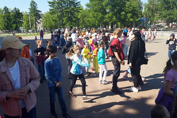 1 июня для воспитанников Дворца культуры ознаменовалось сразу несколькими событиями.