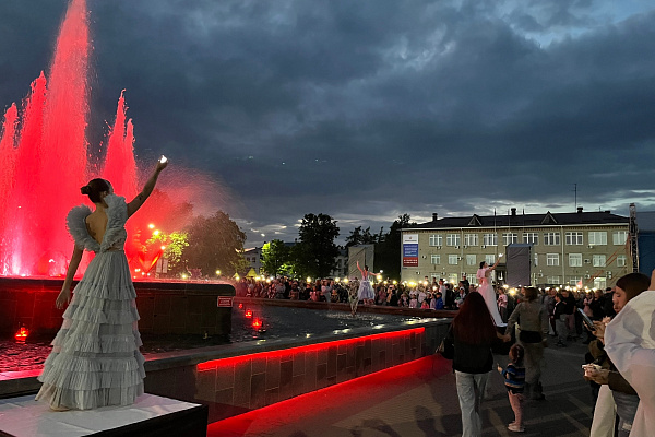 11 июня вошел в историю города яркой страницей, благодаря потрясающему фестивалю креативных идей «Нереальная реальность»
