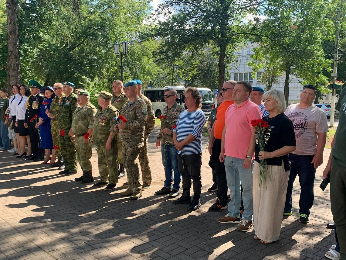 Международный патриотический фестиваль «Автомат и гитара - Сила в братстве»